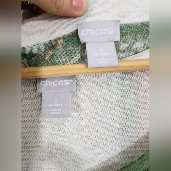 ❌SOLD❌Chicos two-Piece Paisley Set- Everyday Cardigan and Sweater Tank - Picture 5 of 7